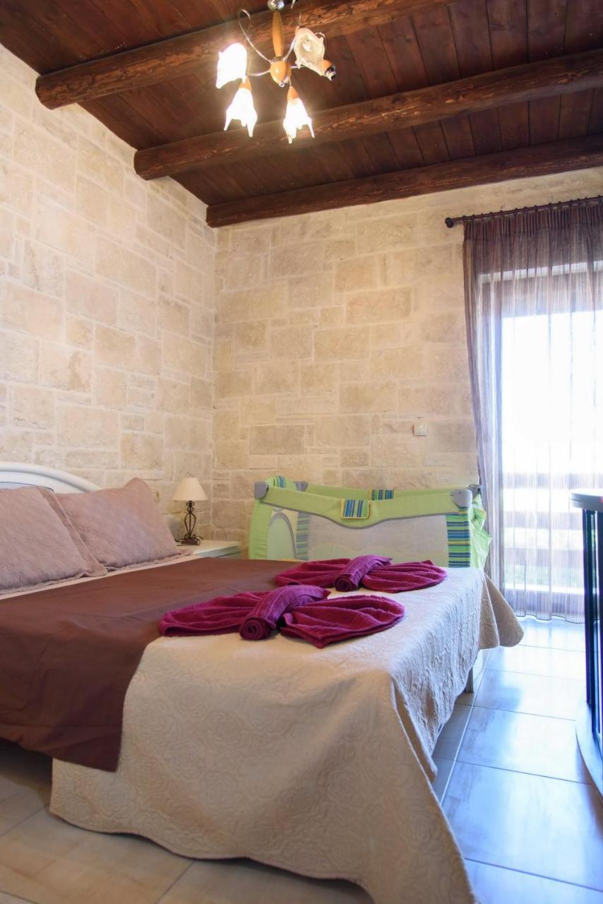 Traditional Stonehouse Vicky Hersonissos  Exterior photo